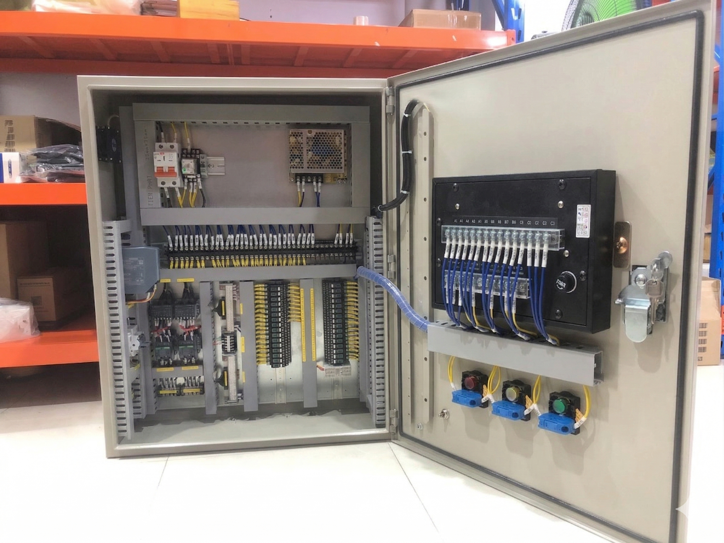 Tủ điện cảnh b&aacute;o